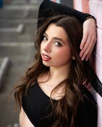 I normally don't post just headshots of my Dancers but Miss Lily is so  photogenic I had to put up atleast one! .. Dancer: @lilykatexo . . . . .  #rickbeldenphotography #cltphotographer #