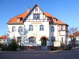 Wohnung zur miete in böhlen. Leipzig Bohlen Bezugsfreie Dachgeschosswohnung Provisionsfrei Guthmann Estate