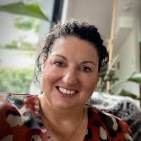 100+ perfiles de «Jalloh»