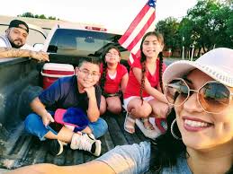 📝 🫶 A Husband's Thank You In The Face Of Horror Last week, I shared the  heartbreaking story of Erica Robles, a devoted mother of six fighting stage  4 cervical cancer. Things