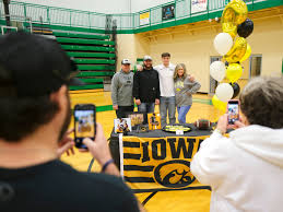 National Signing Day: Oklahoma HS athletes signed for 2022 class
