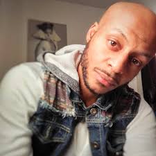 Michael Fugate (@MiikeJayy)