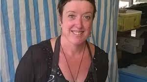 Robin hood' accounts clerk stole £365k from employers to give to family and  friends so she could 'feel good'