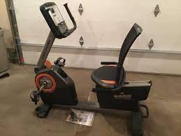It features a motorized magnetic resistance system with 22 settings and an ifit capable console this being said, it promotes an easier entry and exit, an aspect which can be quite important for users with certain disabilities or elderly users. Nordictrack Audiorider R400 Lake Country Sales