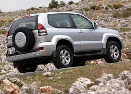 El toyota land cruiser es de esos pocos todoterrenos que sigue siendo uno de carácter puro. Toyota Land Cruiser 120 Prado Technische Daten Und Kraftstoffverbrauch Autodata24 Com