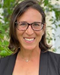 Allison Barton's Instagram, Twitter & Facebook