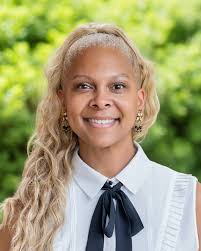 Donna Eason's Instagram, Twitter & Facebook