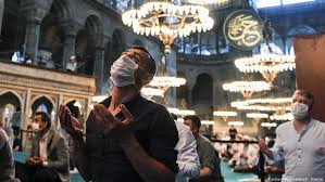Translating to feast of the sacrifice, eid al adha is the latter of the two biggest islamic holidays celebrated. Eid Al Adha And Hajj Under Covid 19 Restrictions Dw News Latest News And Breaking Stories Dw 31 07 2020