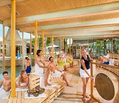 Erding near munich is home to europe's largest spa complex. Vielfaltige Saunawelt Der Therme Erding