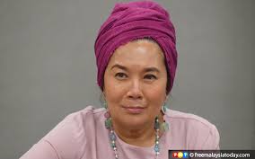 Maybe you would like to learn more about one of these? Bekas Personaliti Tv3 Ras Adiba Radzi Dilantik Pengerusi Bernama Baharu Free Malaysia Today Fmt