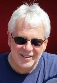 Ansprechpartner*innen