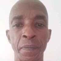 Efren Barreto's Instagram, Twitter & Facebook