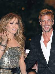 William levy appeared alongside the sultry star in the music video for i'm into you. Who S The Hunk J Lo People En Espanol