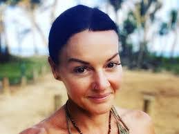 Kellie Stevens's Instagram, Twitter & Facebook