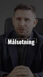 I episode 2 som går live kl 19:00 i kveld 24.02.21 så skal jeg fortelle om  hvordan du kan sette mål som du faktisk klarer å nå, og hvordan du får  fremdrift. Her er et lite utdrag fra kveldens episode. ...