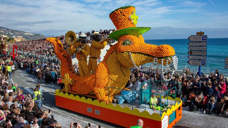 Découvrez la magie de la Fête du Citron 2025 à Menton ! -  Provence-Alpes-Côte d'Azur