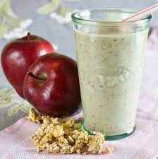Licuado De Manzana Avena Y Apio Para Bajar El Colesterol Licuado De Manzana Y Avena Bebidas Saludables Batidos Saludables