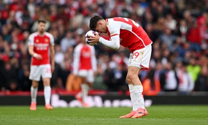 الدوري الإنجليزي… آرسنال يواصل نزيف النقاط ويتعثر أمام نيوكاسل