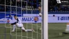 Mitglieder der kidsclubs von #bvb, #schalke und #vfl_bochum. Meinvfl Bochum Gif Meinvfl Vfl Bochum Discover Share Gifs