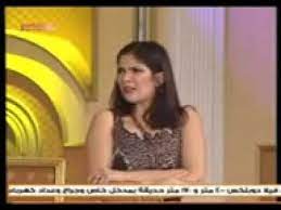 جمعت المسرحية الكوميدية كده اوكيه بين الفنانة ياسمين عبد العزيز والفنانة منى زكي، على خشبة المسرح، حيث تشارك في بطولتها، ذلك في عام 2003، المسرحية من إنتاج فرقة الباشا المسرحية للمنتج عماد هاشم. ÙˆØ§Ø«Ù‚Ù€Ù€Ù‡ Youtube
