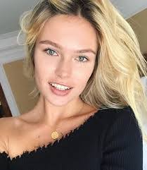 Jessica Reddy's Instagram, Twitter & Facebook