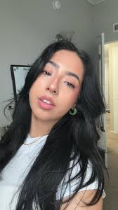 Hello there, I'm 24 years old. And I'm from USA 🇺🇸