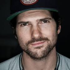 Eric Irvin's Instagram, Twitter & Facebook