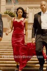 In the five years since the events of fast and furious 6, street racer dominic toretto, former cop, brian o'conner, racer letty ortiz, and the crew have lived peaceful years after owen shaw's demise. Letty Sexy Roter Satin Ruckenfreies Abendkleid Zum Verkauf In Fast Furious 7 Thecelebritydresses