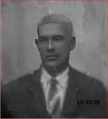 Sr. Julio Gallardo De Armas. Hijo del Primer Gallardo en llegar a las  islas, Domingo Gallardo.. De los más grandes comerciantes y empresarios de  mar(era armador, ya que era propietario y capitán