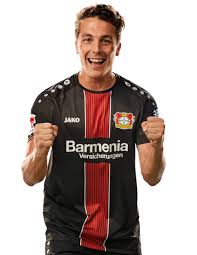 İçinde viyana, baumgartlinger iki başarılı yıl geçirdi ve hem kulübünün hem de takımının müdavimi oldu. 22 Spieltag Bayer04 De