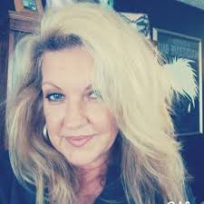 Maggie Dee SanMiguel (@DeeSanmiguel)