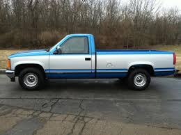 1992 gmc sierra c k 1500 blue over silver jpg tri state news telegraphherald com 1992 gmc sierra c k 1500 blue over