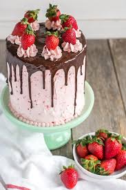 Hersheys hugs amp kisses valentines cake. Chocolate Strawberry Cake Liv For Cake