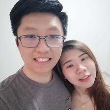 MAXIS 19号preorder Iphone 17 pro到现在都完全没有消息请问有谁已经拿到手机了吗？