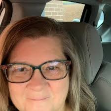 Leigh Craft's Instagram, Twitter & Facebook