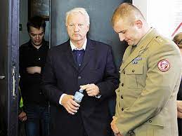 Petelicki's ideas were well received, and on june 13, 1990, grom was formally established as jw 2305. Sledczy Gen Petelicki Popelnil Samobojstwo Bo Nie Zapraszaly Go Media Radiomaryja Pl