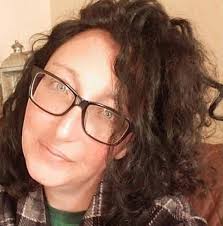 Bill Skarsgård will officially return as Pennywise in the 'IT' prequel  series 'WELCOME TO DERRY' 🎈