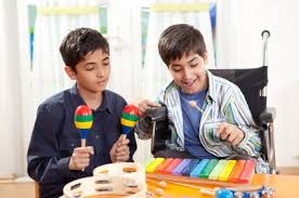 Los niños y niñas comienzan a pensar con creatividad para resolver problemas a esta edad de tres años. Juegos Para Ninos Con Paralisis Cerebral Actualizado Agosto 2021