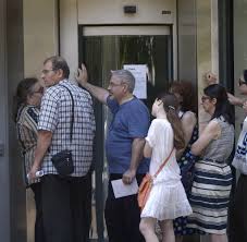 The tumult last month at k.t.b., which quickly spread to another lender, first investment bank, prompted the european and bulgarian authorities to take emergency steps, and served as a reminder. Geldinstitute Deutsche Sparer Zittern Nach Bulgarischem Bank Run Welt