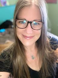 Hi all! 👋 I saw my friend Sadie here and had to come have a peek and see  what it's about! 😂 I'm a mum, I make things. Crochet mainly. I love