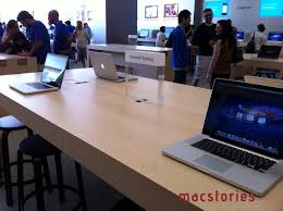 Find out operation hours of apple store, glendale, 91210 877 americana way, apple store, the americana at brand. The Americana At Brand Apple Store Opens In Glendale California Macstories