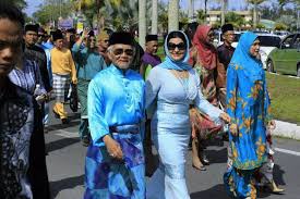 Laporan tersebut telah disiarkan di dalam sarawak report. Isteri Taib Mahmud Mengandung Malaydapa