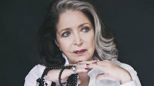 Michèle cortés, dite françoise fabian, est une actrice française née le 10 mai 1933 à alger (algérie française),. Francoise Fabian En Concert Vincent Huguet Alex Beaupain Les Theatres Saison 2021 2022