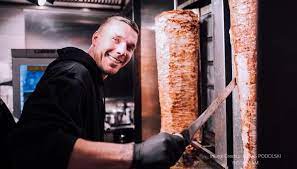Lukas podolski, the antalyaspor forward, is the owner of six mangal doner eateries. Lukas Podolski Jokes About Kebab Shop In Cologne Attracting Long Queue Of Hungry Locals