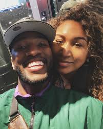 Don't ever treat something rare...like it's common! I love spending my life  with you @mrs.natalietodd #datenight #glowing