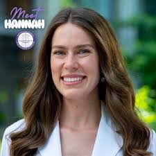 Angelique Duenas's Instagram, Twitter & Facebook