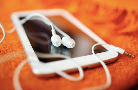Top 10 Best Business Podcasts Every Entrepreneur Should Be Listening To 2018 Entrepreneurs on fire is one of the leading business podcasts today. top 10 best business podcasts every