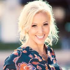 Janee´ Hill (@realjaneehill)