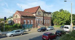 She often shows traveling content and shares the people she. Die Fehlende Zacke Geheimtipp Leipzig