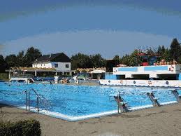 Freibad Waldschwimmbad Fuldatal Fuldatal Ihringshausen Offnungszeiten Eintrittspreise Und Beschreibung